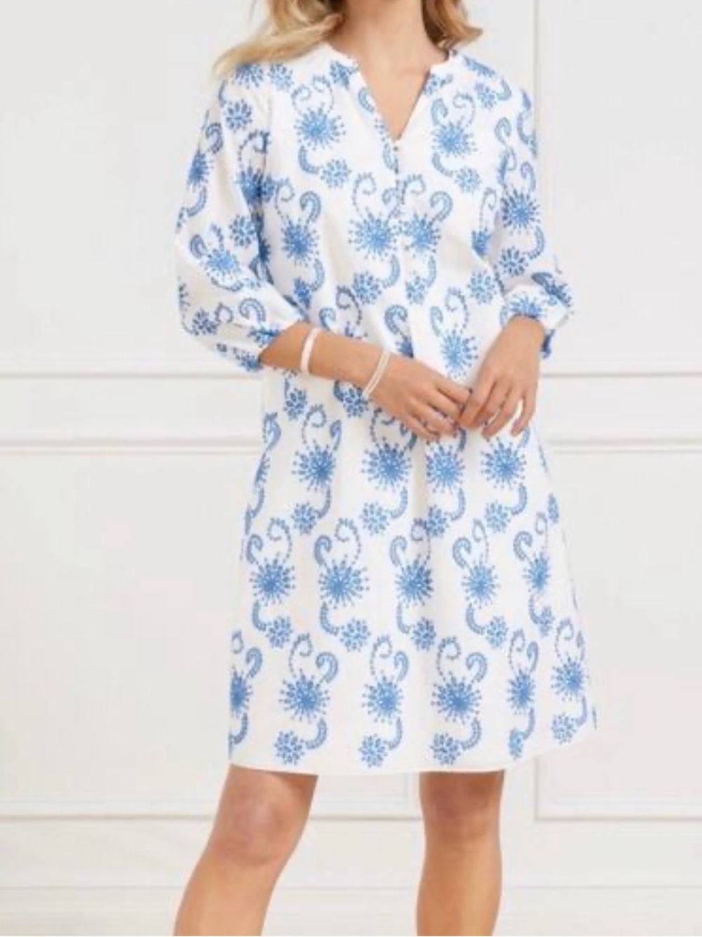 Talbots Women White Dress with Blue Floral Print Size 10P